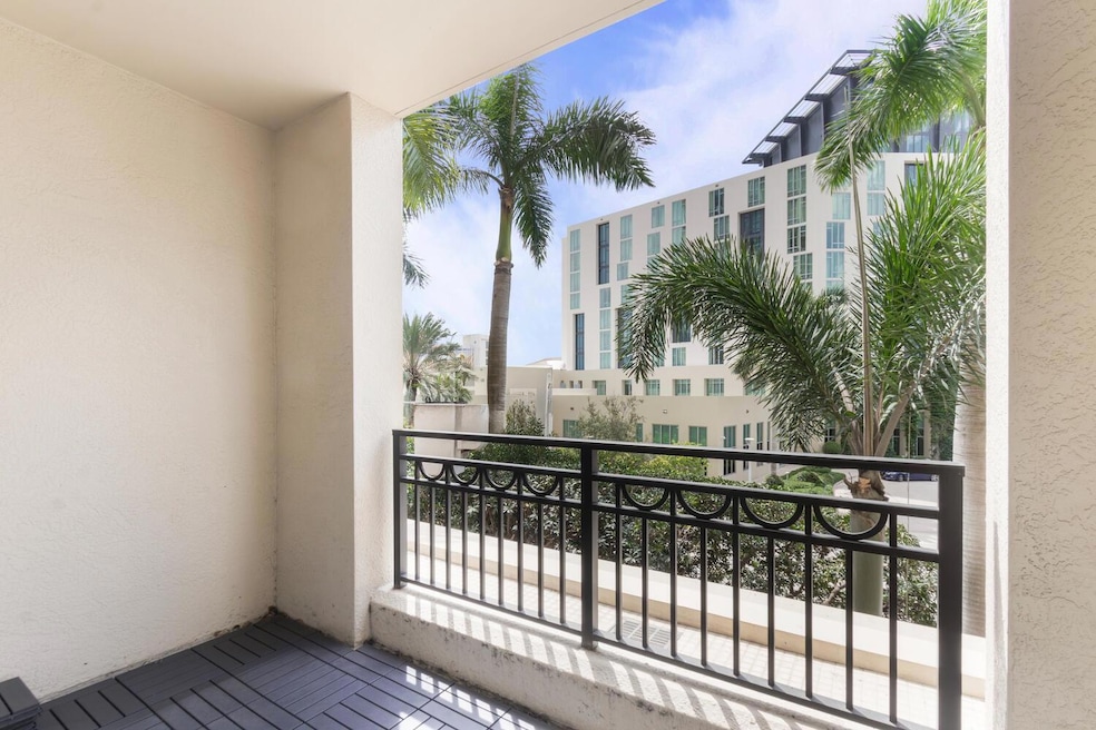 City Place South Tower unit 314, West Palm Beach, FL 33401 - photo 1