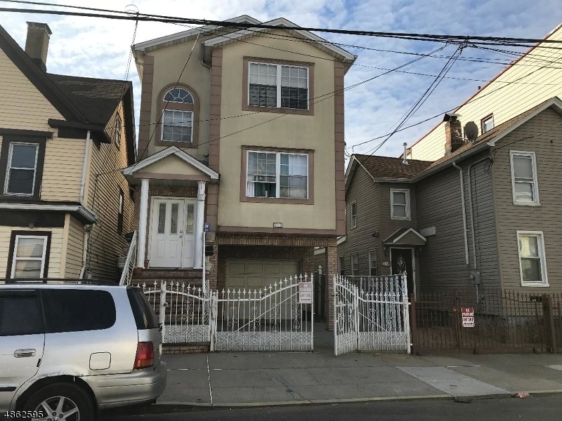 312 E Jersey St, Elizabethport, NJ 07206 - photo 1