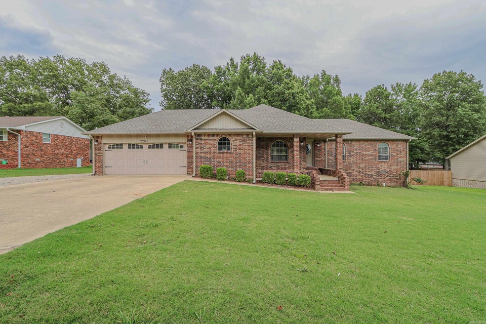 2205 Spring Lake Rd, Paragould, AR 72450 - photo 1