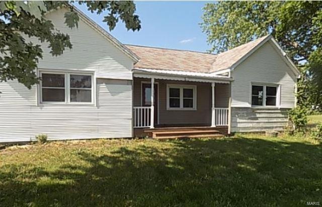 1231 Merritt Blacktop Rd, Winchester, IL 62694 - photo 1