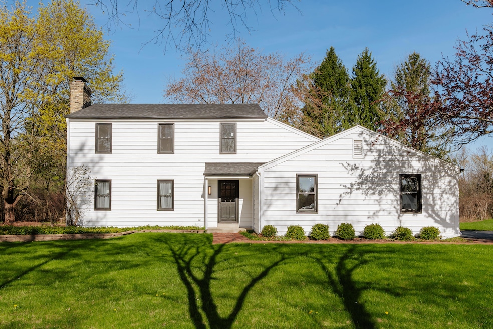 9851 N. Thornapple Ln-1
