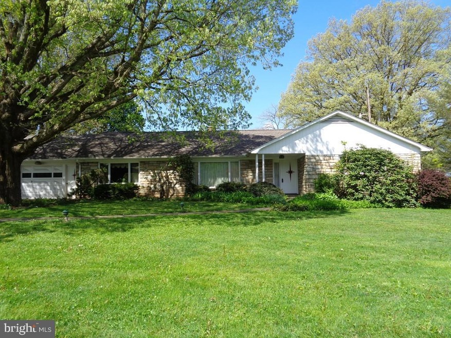 418 Camargo Rd, Quarryville, PA 17566 - photo 1