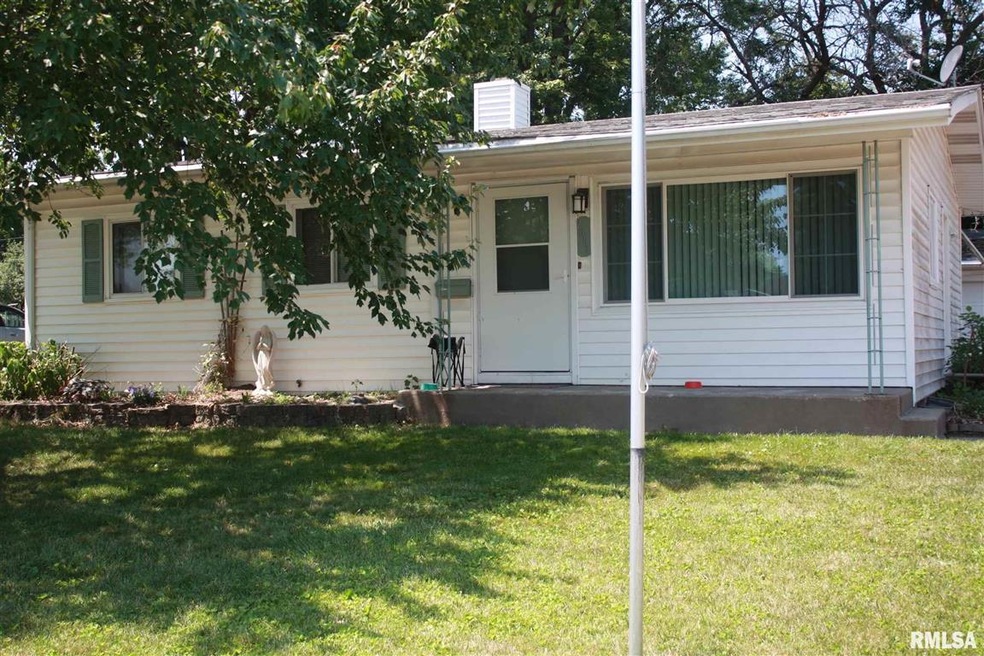 2018 N Elsie Ave, Davenport, IA 52804 - photo 1