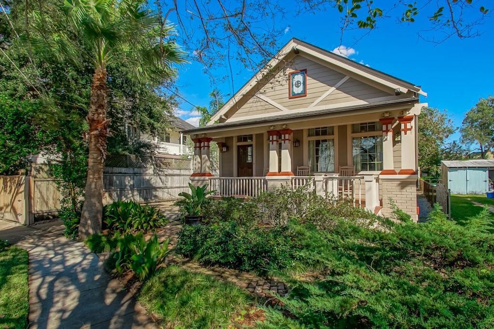 For Sale $815,000 • Co-Listing Agent