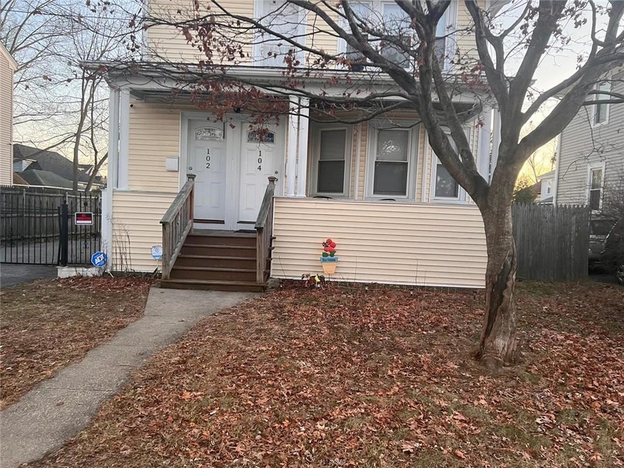 102 Sinclair Ave, Cranston, RI 02907 - photo 1
