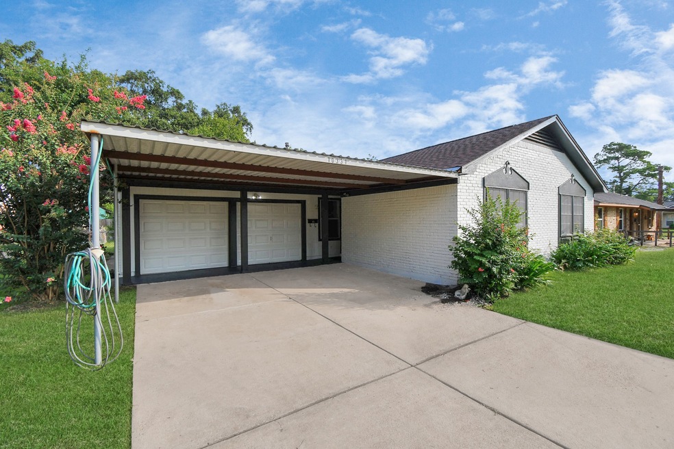 10331 Southport Dr, Houston, TX 77089 - photo 1