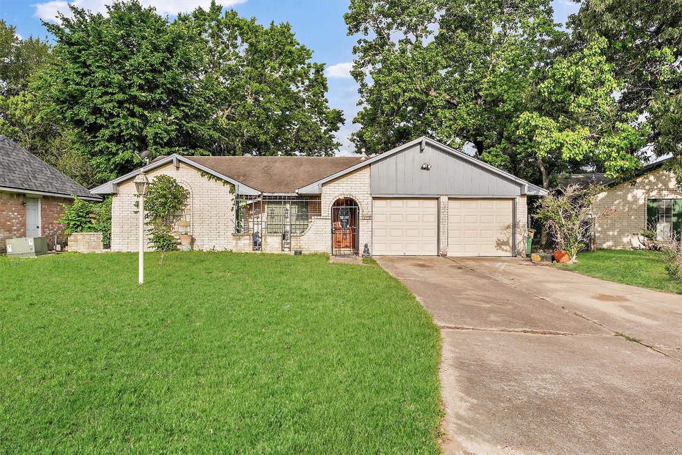 5515 Karelian Dr, Houston, TX 77091 - photo 1