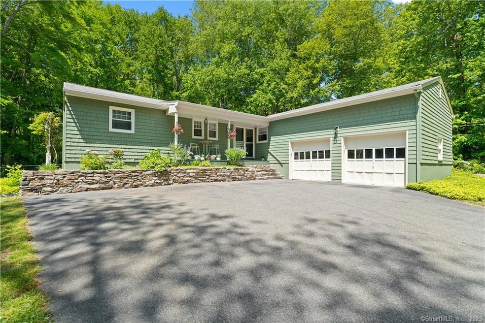 220 Mile Creek Rd, Old Lyme, CT 06371 - photo 1