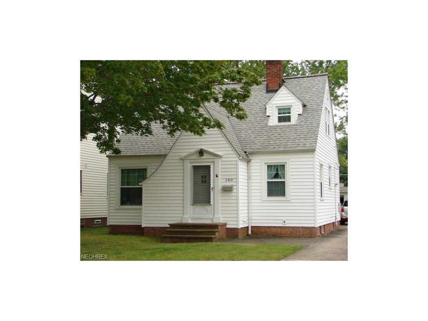 Welcome to 280 E 248th St.  Well cared for 3 bedro
