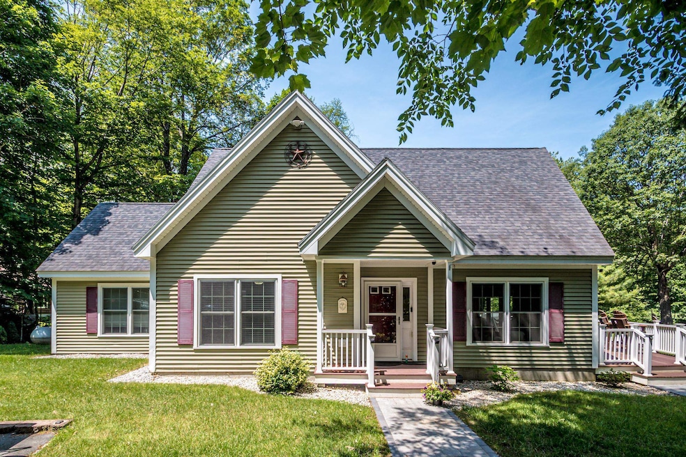 11 Captain Lovewell Ln