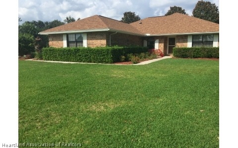 42 Meadowlake Cir N, Lake Placid, FL 33852 - photo 1