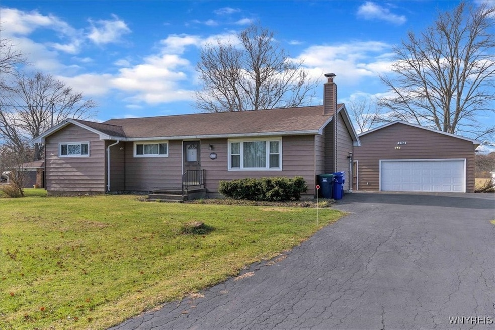 4567 Beach Ridge Rd, Lockport, NY 14094 - photo 1