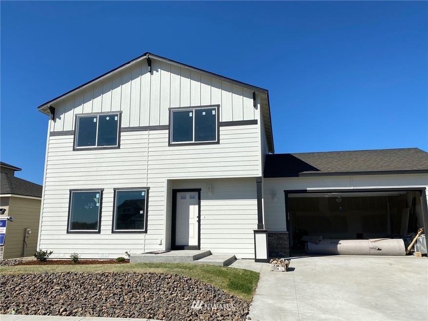 2235 S Mystical Loop, East Wenatchee, WA 98802 - photo 1