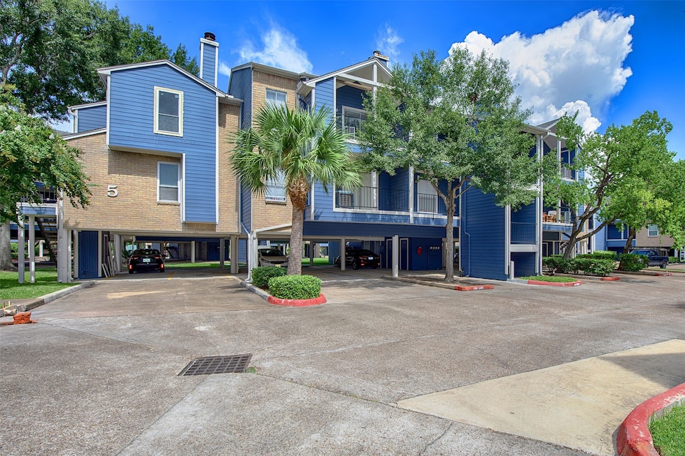 For Sale $119,000 • Co-Listing Agent