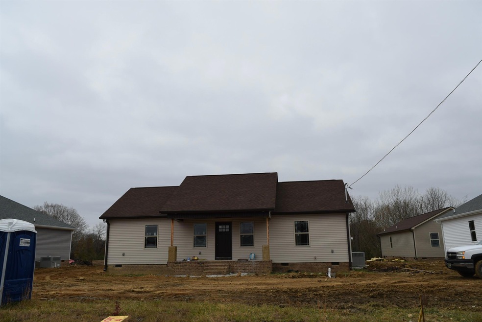 1018 Madison St, Manchester, TN 37355 - photo 1