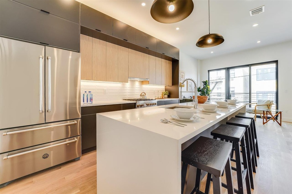 69 Hancock Ave unit 2, Jersey City, NJ 07307 - photo 1