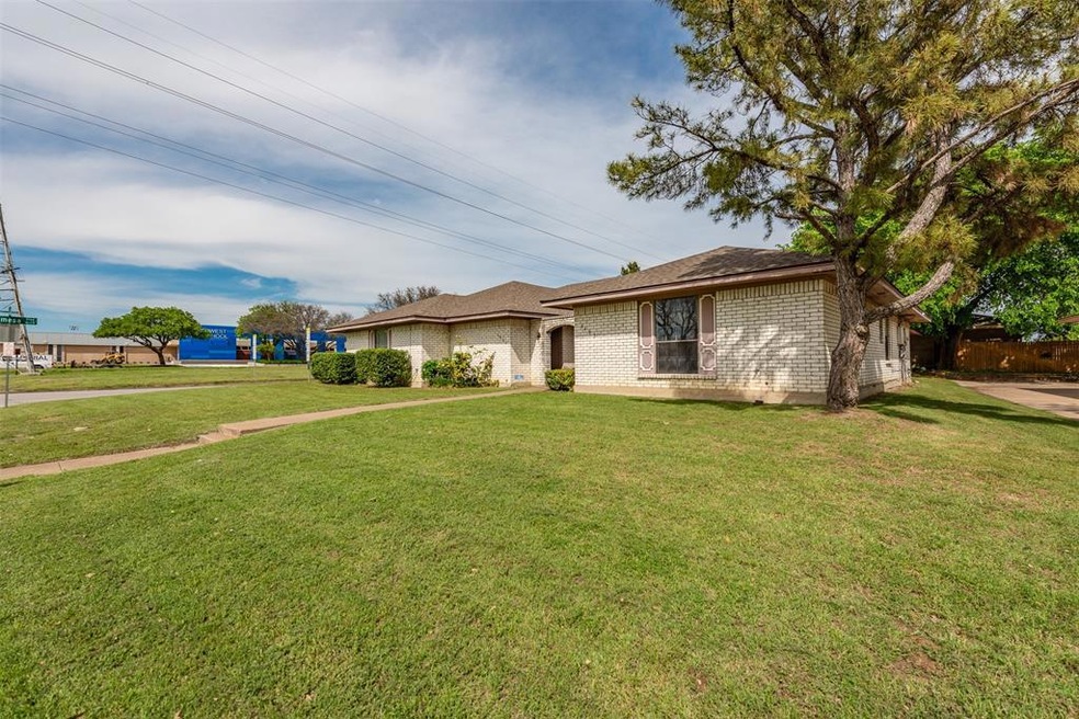 6403 San Juan Ave, Fort Worth, TX 76133 - photo 1