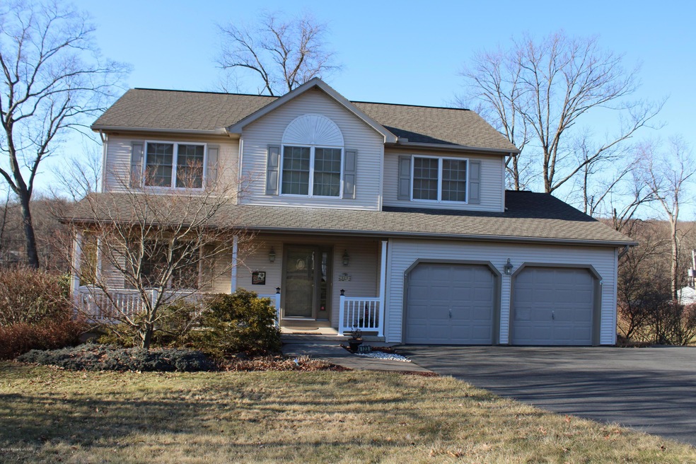 123 Kestrel Rd, Mountain Top, PA 18707 - photo 1