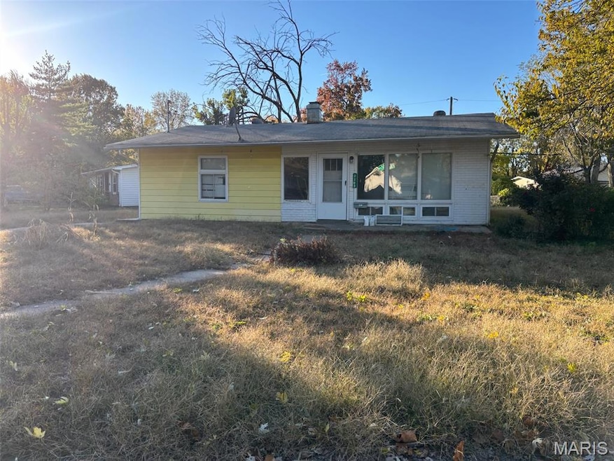 2209 Elm Ave, Granite City, IL 62040 - photo 1