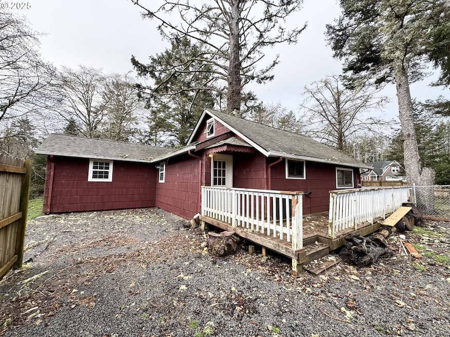 2514 Willows Rd, Seaview, WA 98644 - photo 1