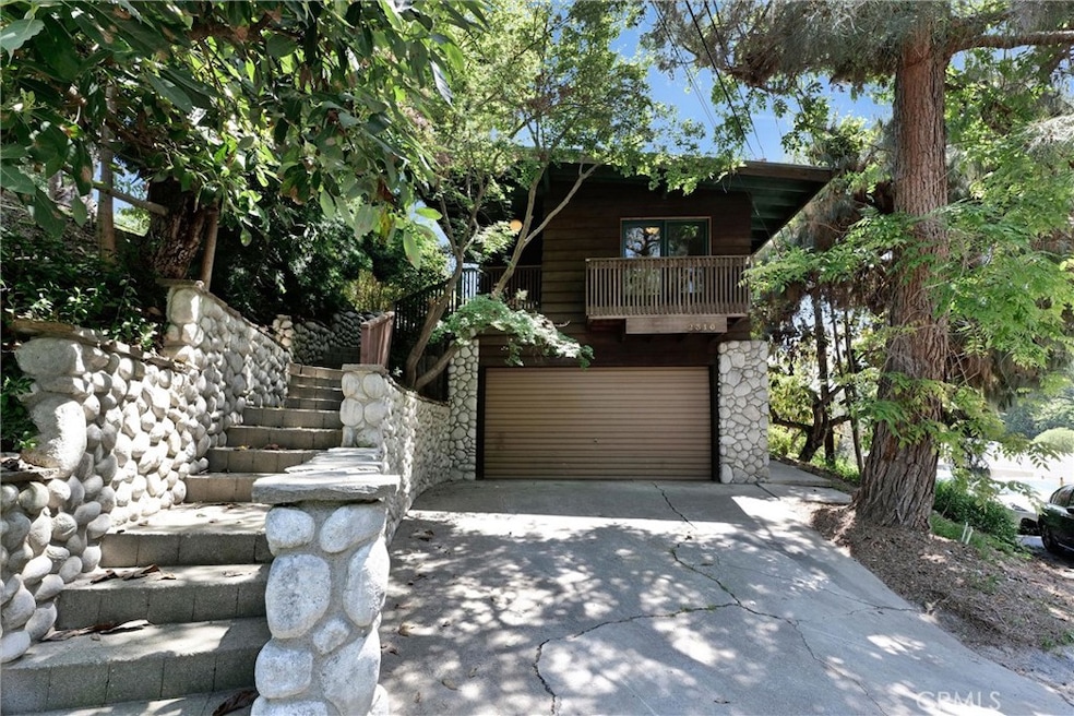 Under Contract $875,000 • Co-Listing Agent