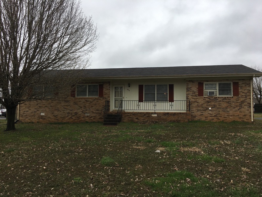 1311 Northcutt Dr, Shelbyville, TN 37160 - photo 1