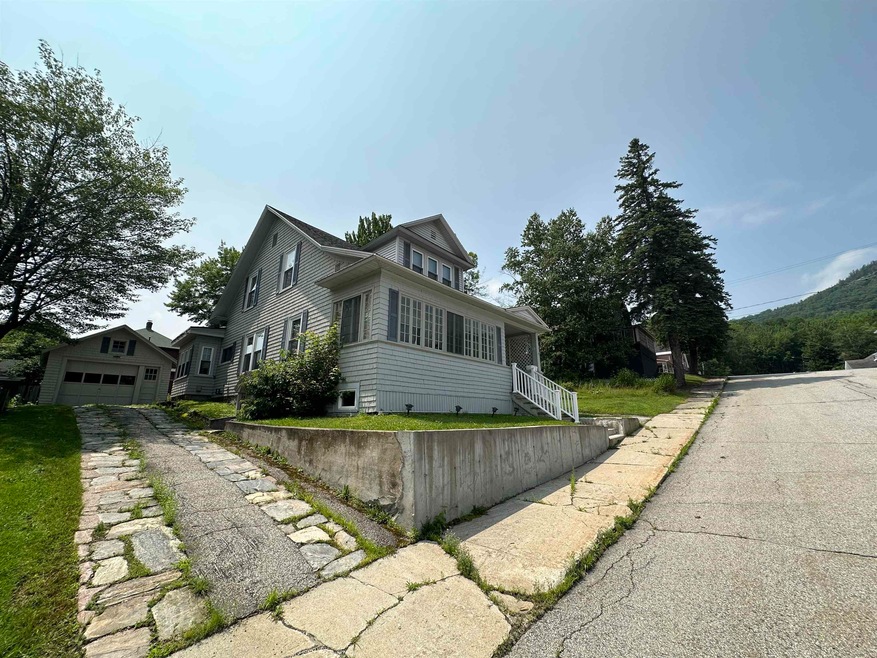 27 Laurel St, Berlin, NH 03570 - photo 1