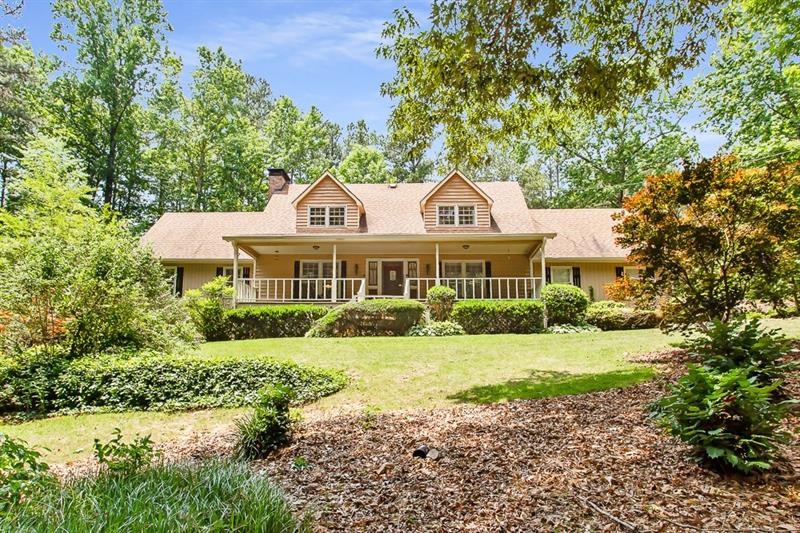 1520 Brookshire Dr NW, Acworth, GA 30102 - photo 1