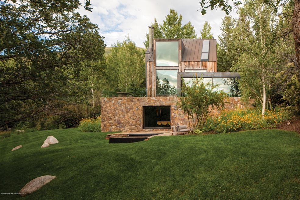 1-Exterior-Summer