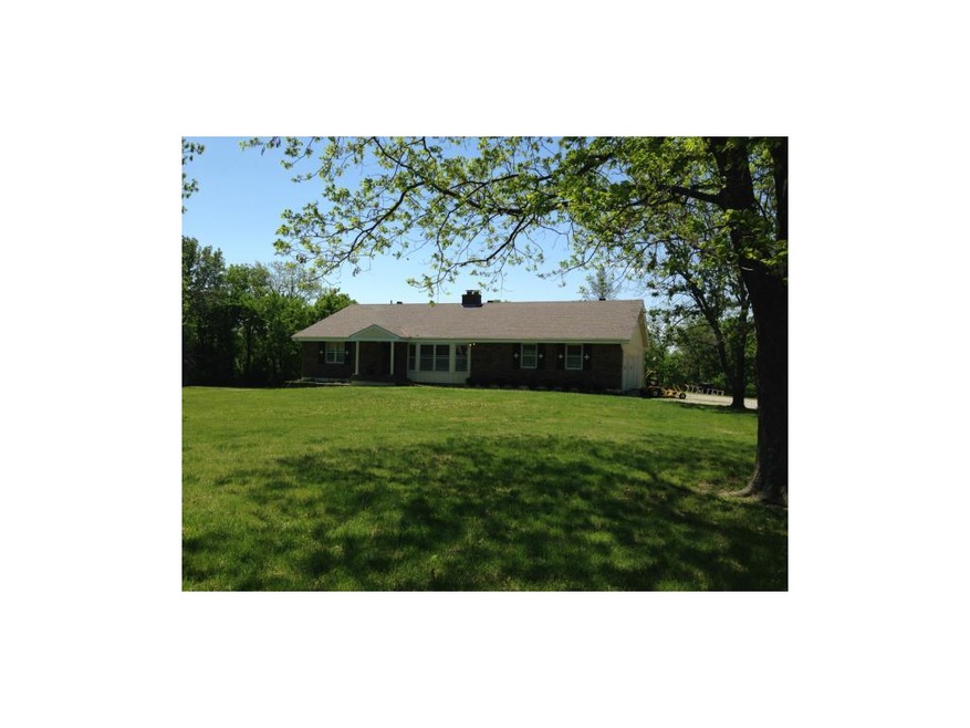 Beautiful brick home on 10 acres in Oak Grove Miss