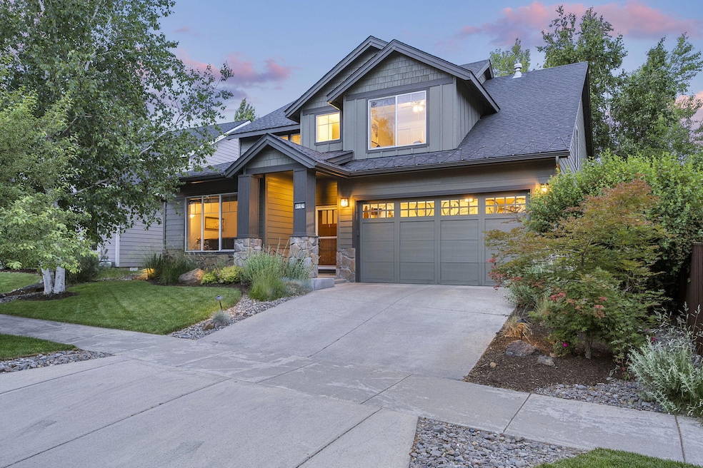 For Sale $995,000 • Co-Listing Agent