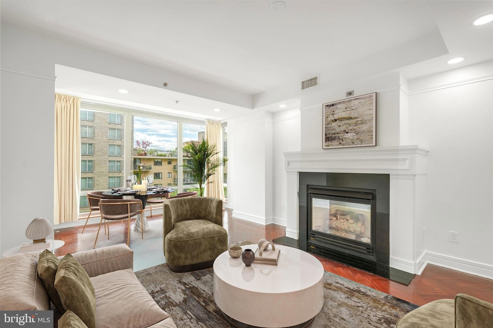 The Residences at The Ritz-Carlton unit 8E, Washington, DC 20037 - photo 1