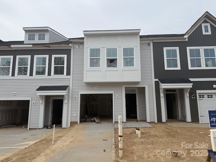 2734 Lehigh Rd unit 39, Charlotte, NC 28208 - photo 1