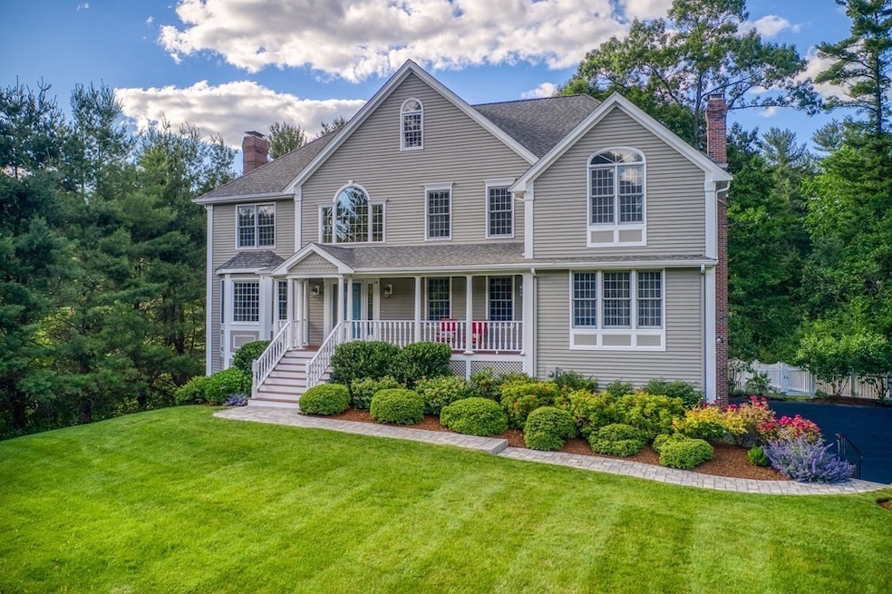 14 Pipers Glen, Andover, MA 01810 - photo 1