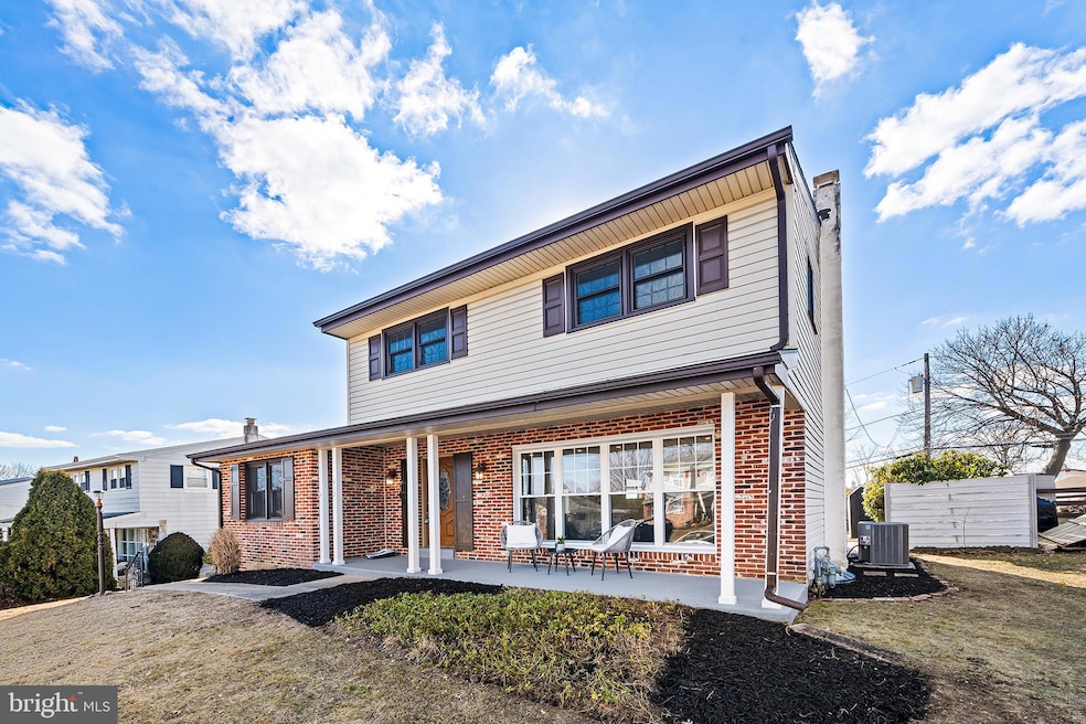 Sold $700,000 • Co-Listing Agent