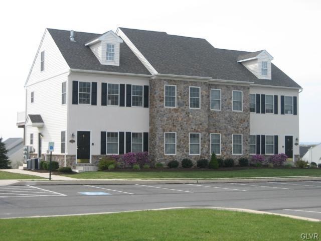 1814 Merlot Dr unit b, Easton, PA 18045 - photo 1