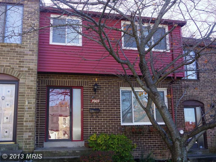 7009 Cipriano Woods Ct, Lanham, MD 20706 - photo 1