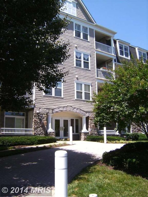 2520 Waterside Dr unit 404, Frederick, MD 21701 - photo 1