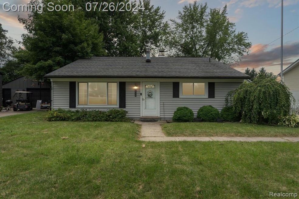 9229 Hill Rd, Swartz Creek, MI 48473 - photo 1