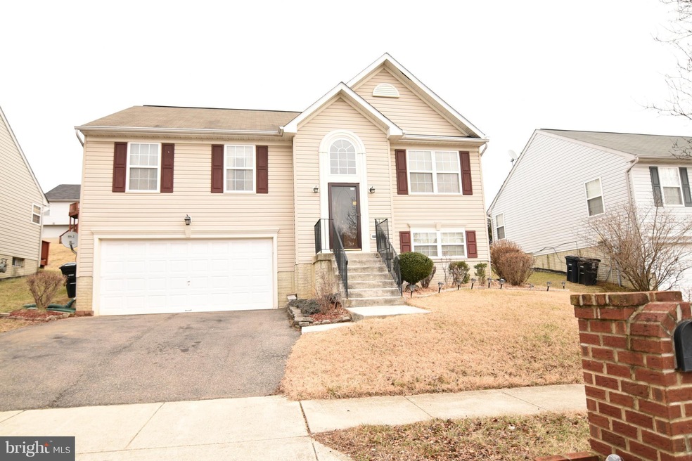 7108 Chapparal Dr, District Heights, MD 20747 - photo 1