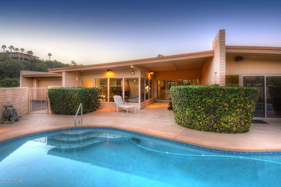 Back of House  and Pool
