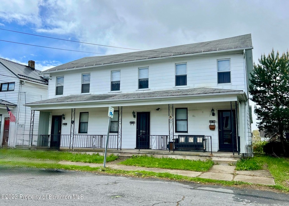 1311-1315 Hampton St, Scranton, PA 18504 - photo 1