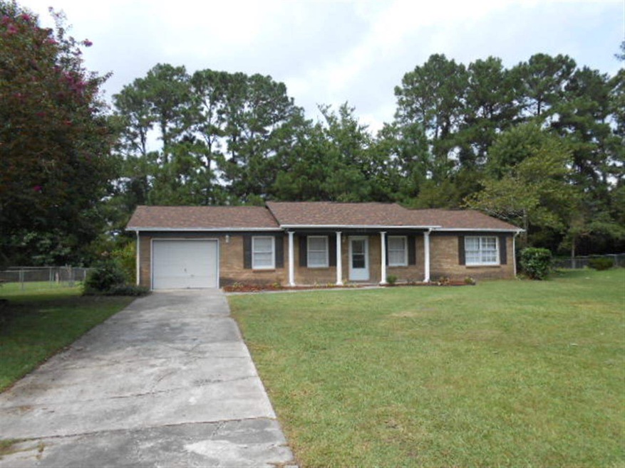 217 Greenbriar Dr, Jacksonville, NC 28546 - photo 1