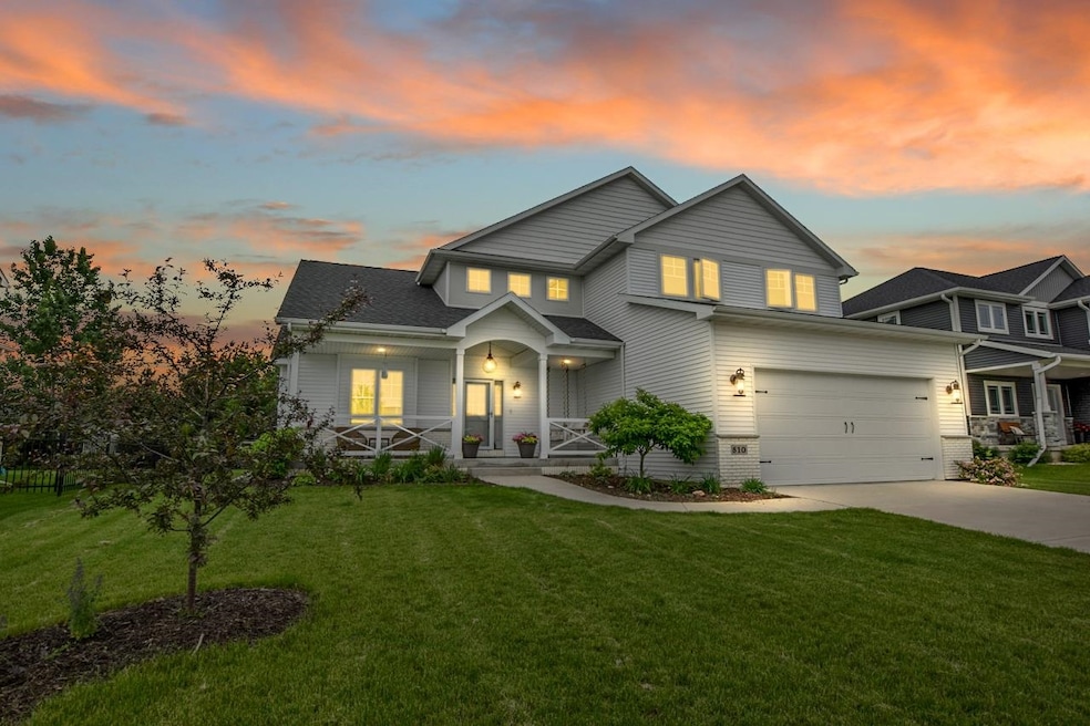 810 Sumac St, Oregon, WI 53575 - photo 1