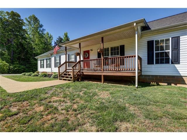 5243 Old Buckingham Rd, Powhatan, VA 23139 - photo 1