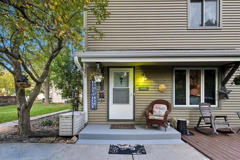 4880 Grenwich Trail N unit 72E, Saint Paul, MN 55128 - photo 1