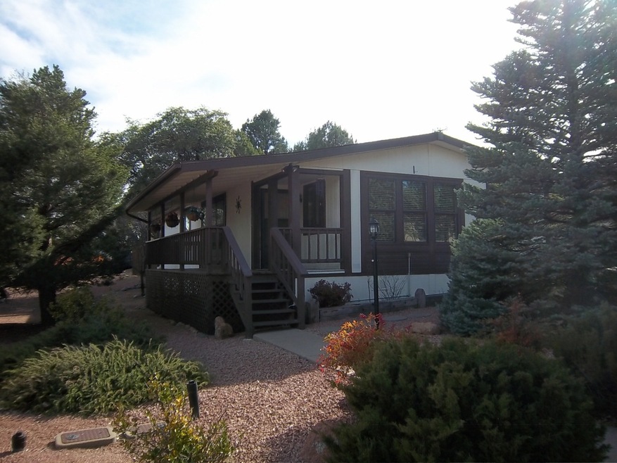 1113 W Crestview Drive