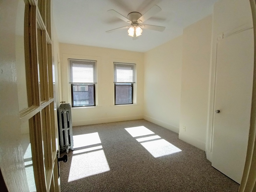 342 Hanover St unit 6, Boston, MA 02113 - photo 1