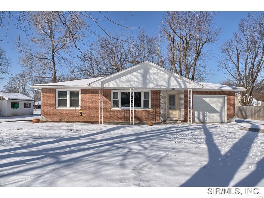 2601 Williams St, Maryville, IL 62062 - photo 1