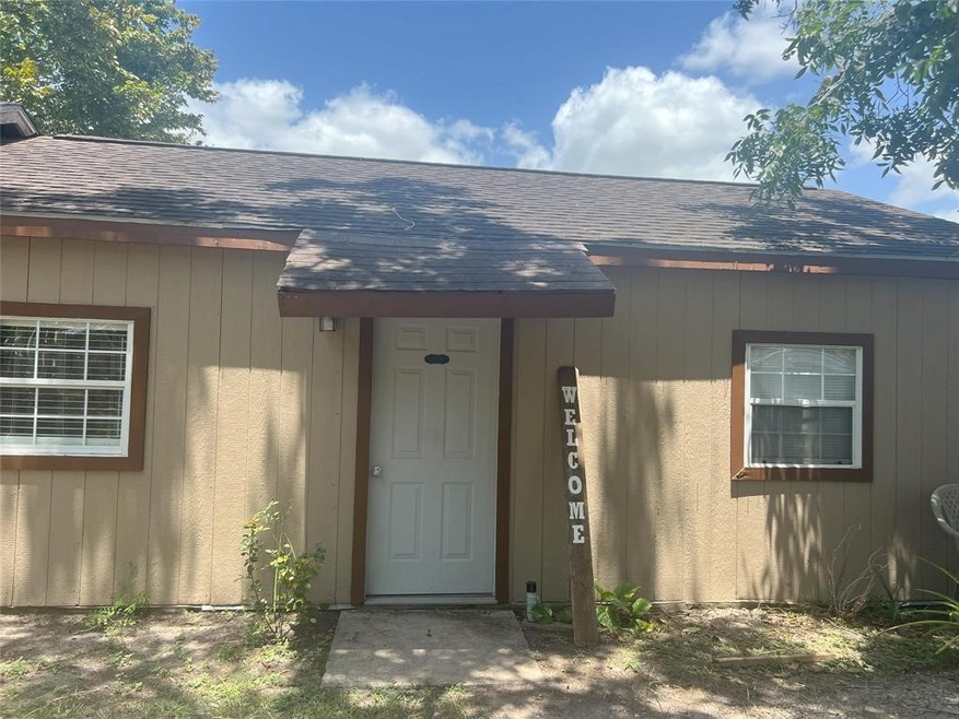 1391 County Road 668, Alvin, TX 77511 - photo 1